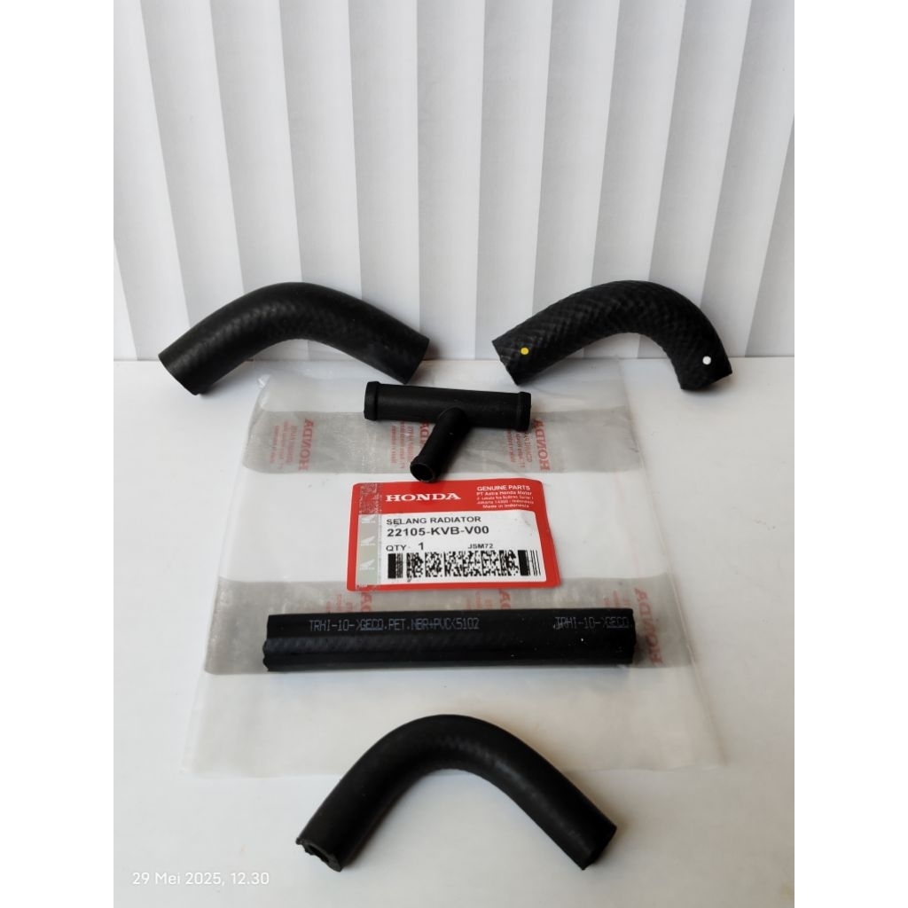 selang radiator + sambungan T untuk motor honda metik vario kode kvb