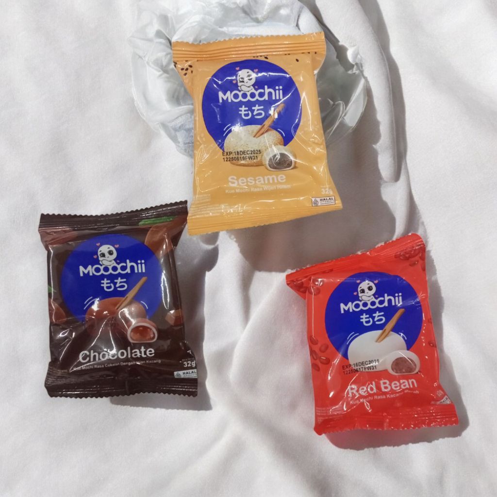 

Mochi Kering Mooochii 32gr – Snack Jepang Rasa Coklat Wijen Kacang Merah – Cemilan Lembut Halal