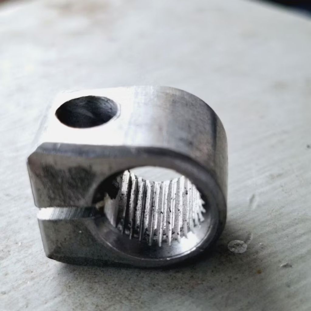 Gigi Sambungan As Versneleng Arimcing Drat Kasar 15mm Motor SUZUKI