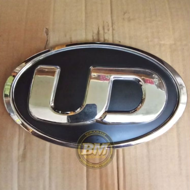 Logo / Emblem UD NISSAN EURO PK260