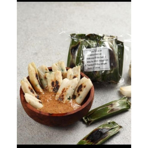 

Otak otak bakar isi 10 pcs plus bumbu kacang