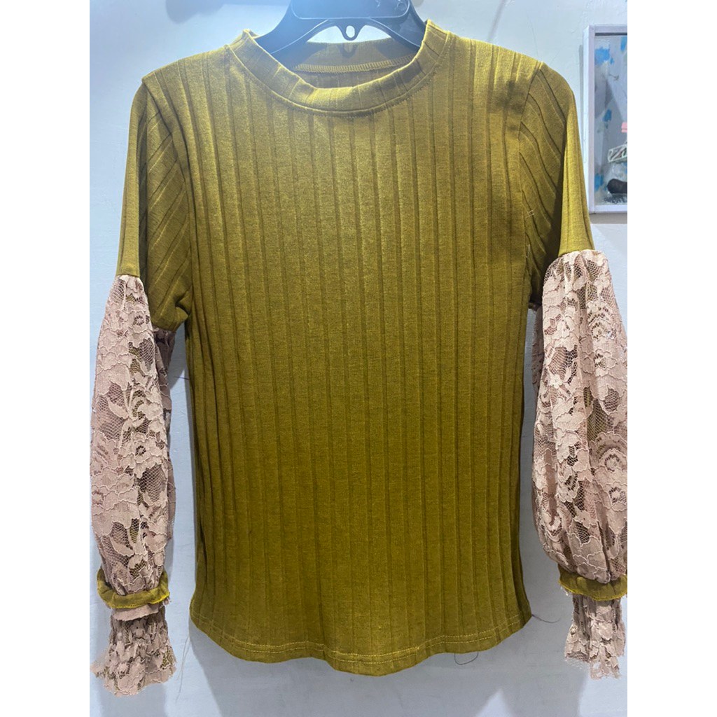 KAOS KOMBINASI BROKAT