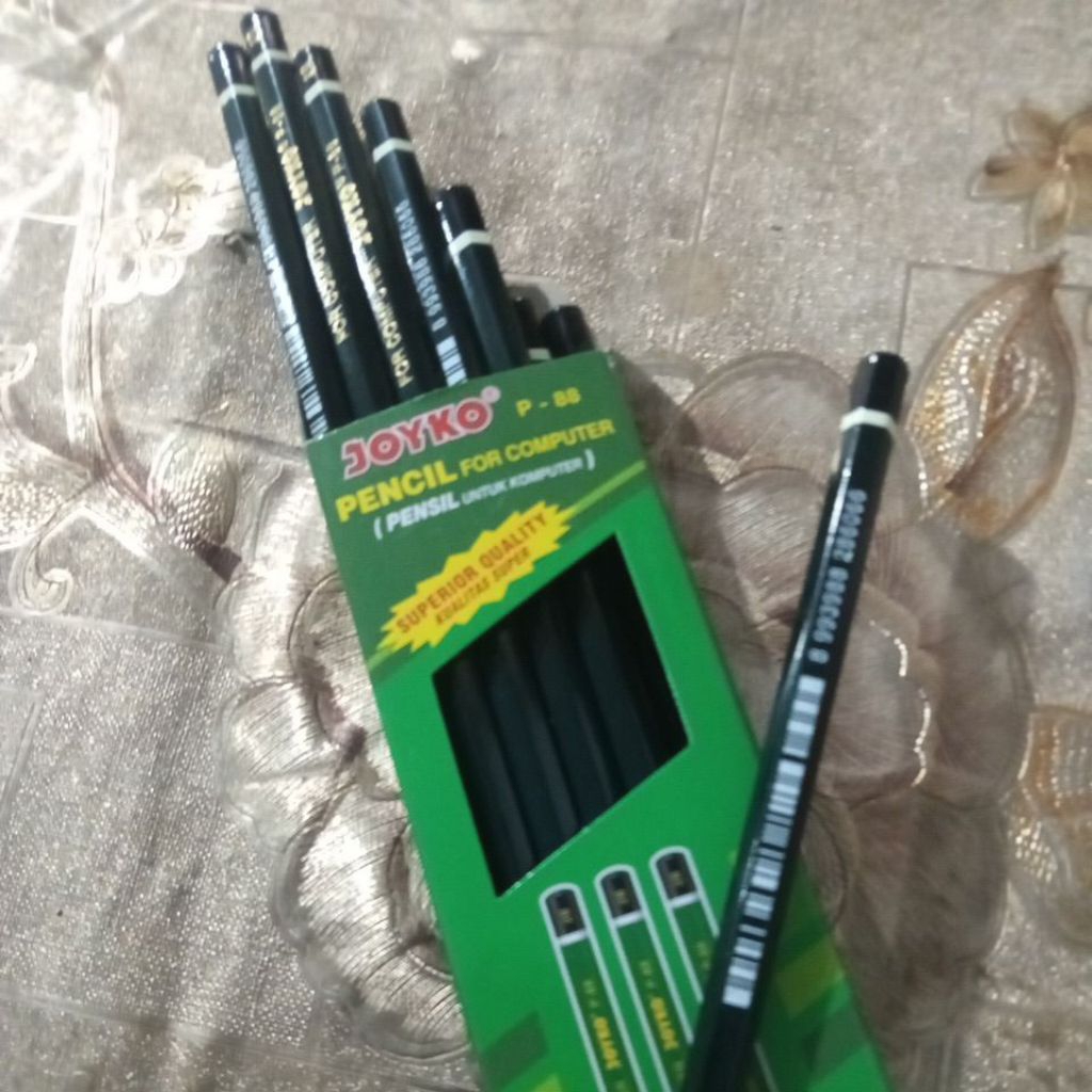 

alat tulis PENSIL kualitas bagus harga terjangkau