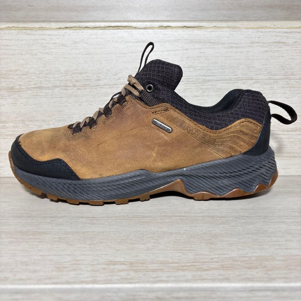 SEPATU GUNUNG OUTDOOR TREKKING HIKING & RUNNING MERRELL SECOND ORIGINAL  [ MURAH ]