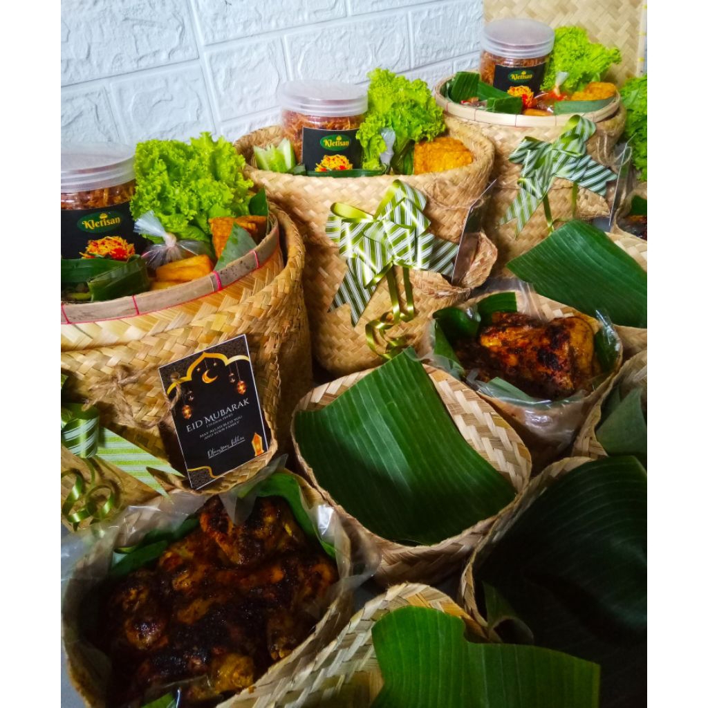 

Hampers purun liwet lengkap/paket liwet ayam bakakak