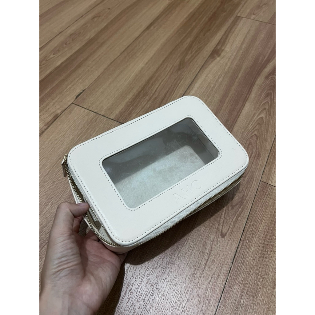makeup / skincare box AHC