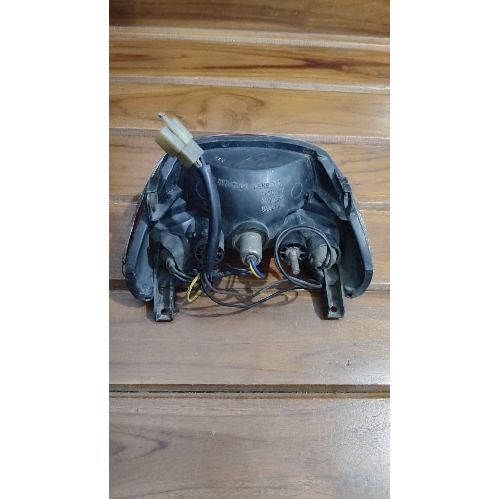 stop lamp/lampu belakang yamaha f1zr/vega r lama original copotan