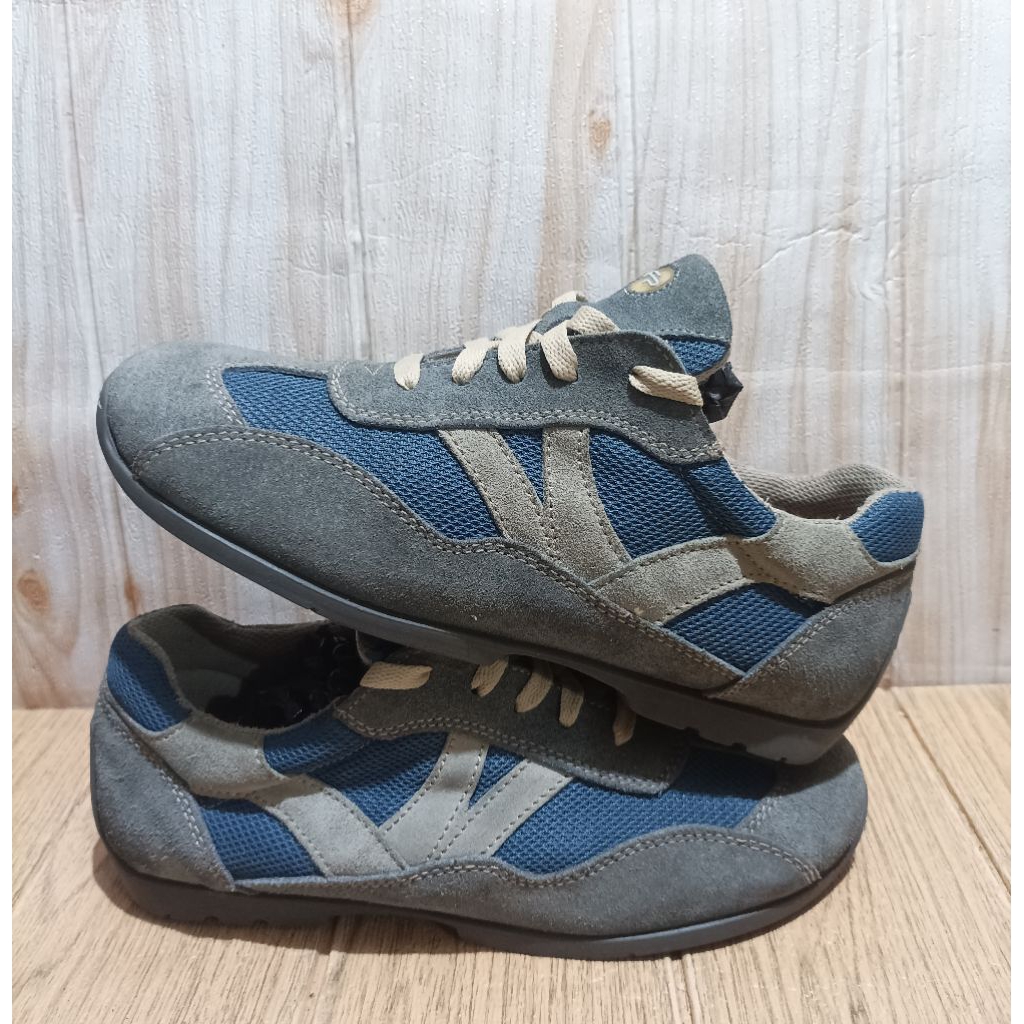 Sepatu Birkenstock Footprints Portugal