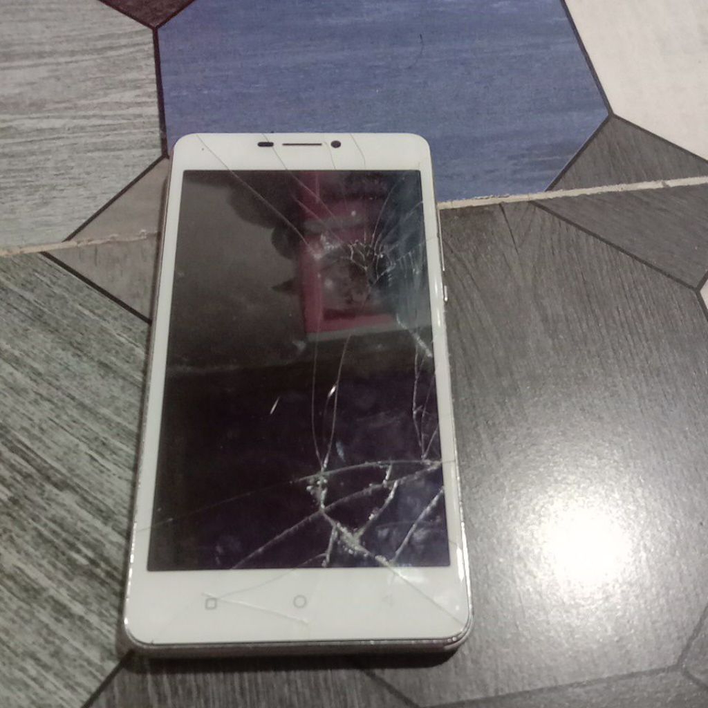 ANDROID ICHERRY MODEL 220