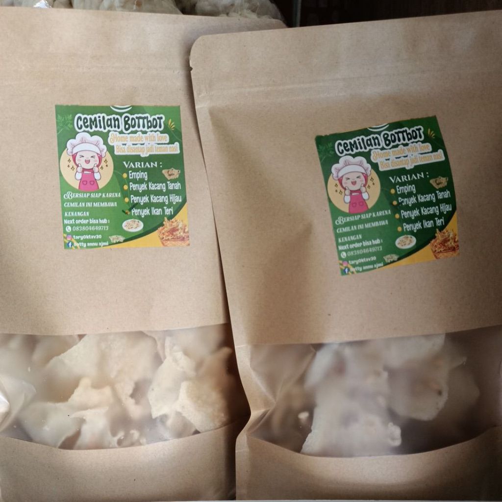 

peyek kacang tanah •peyek kacang hijau •peyek ikan teri •emping