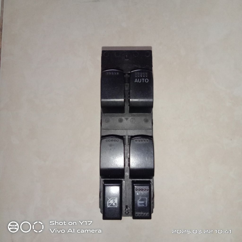 SAKLAR SWITCH POWER WINDOW SUZUKI SPLASH ORIGINAL
