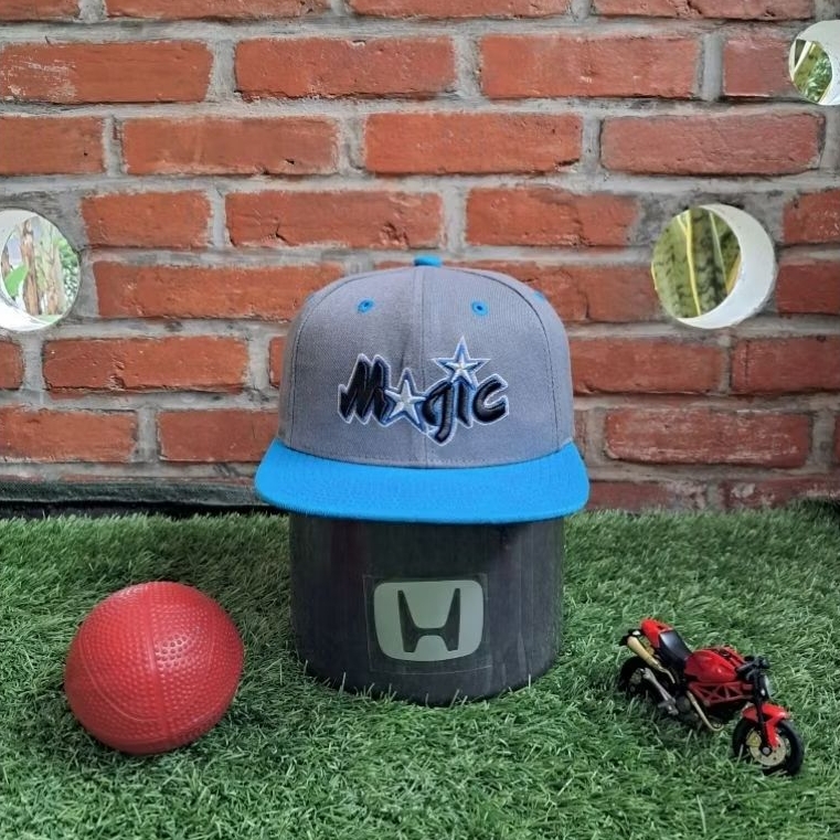 Mitchell & Ness Topi NBA Orlando Magic Snapback Two Tone preloved