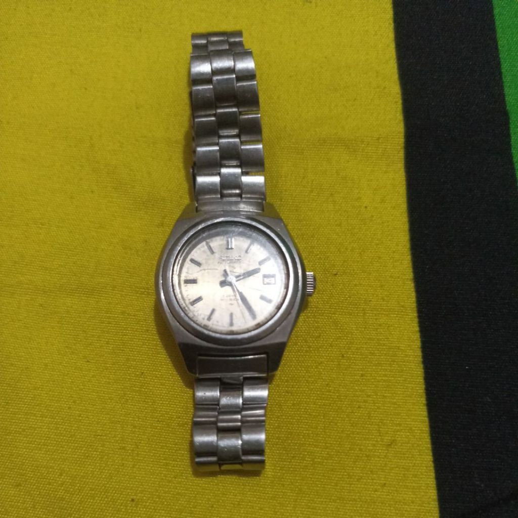 seiko women automatic movement