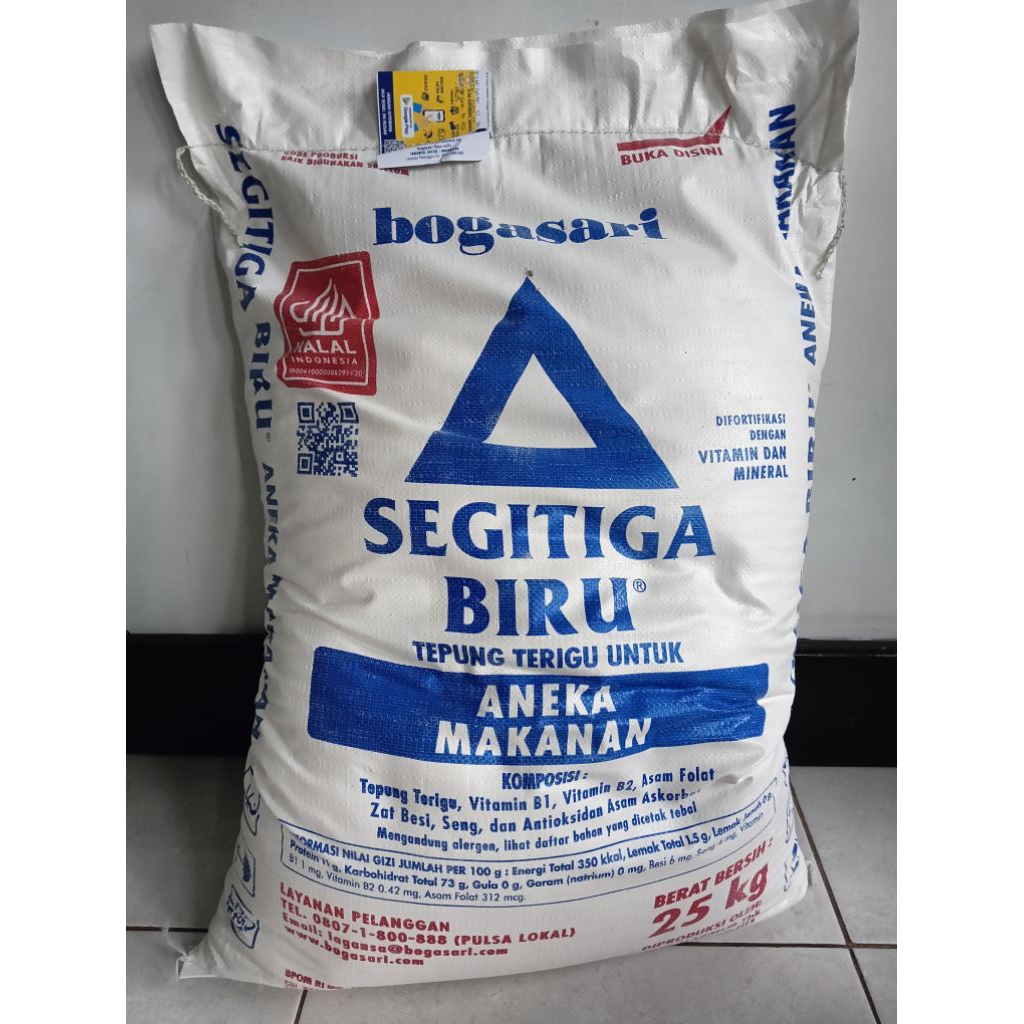 

TEPUNG SEGITIGA BIRU CURAH 1 KG
