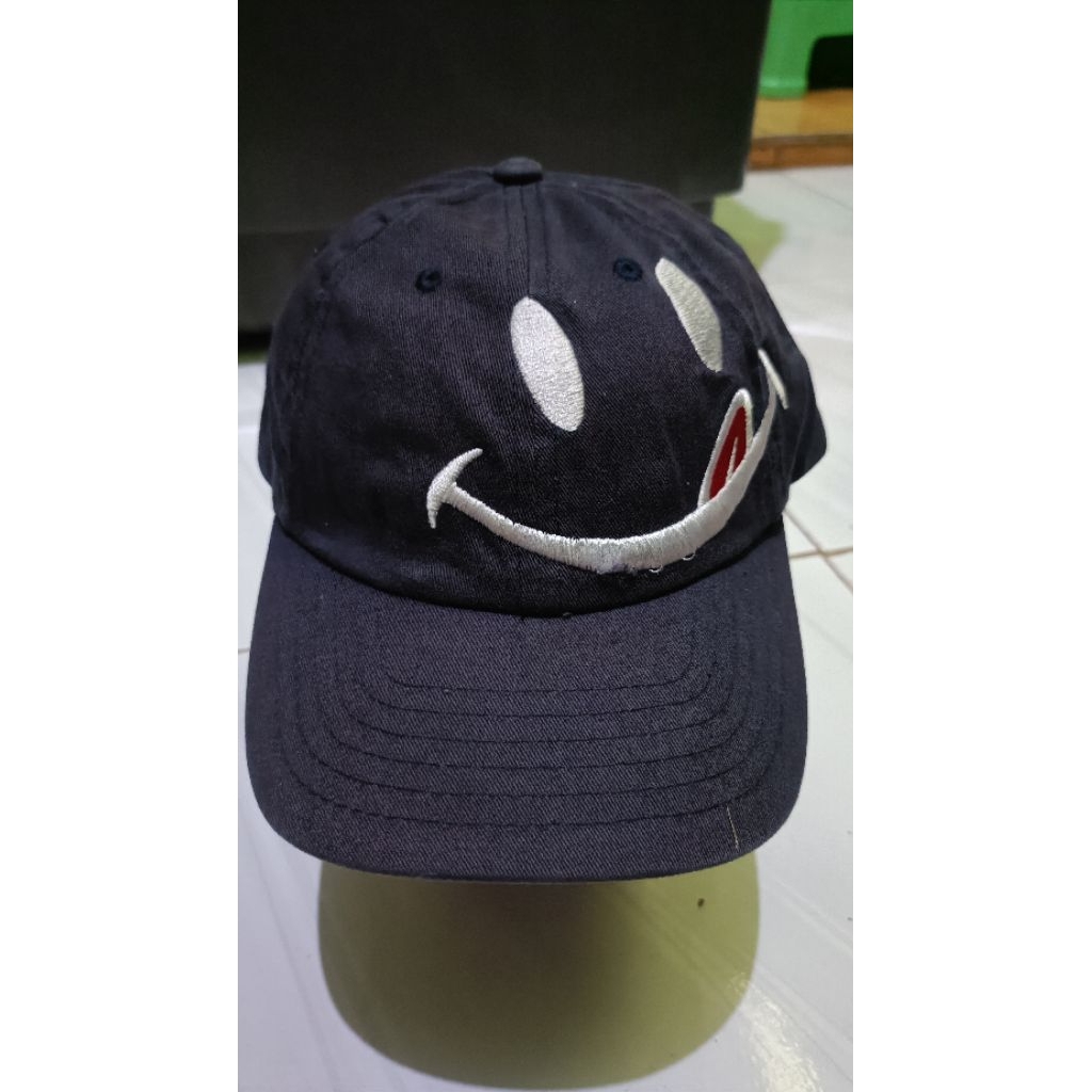 Topi smile JOE BOXER