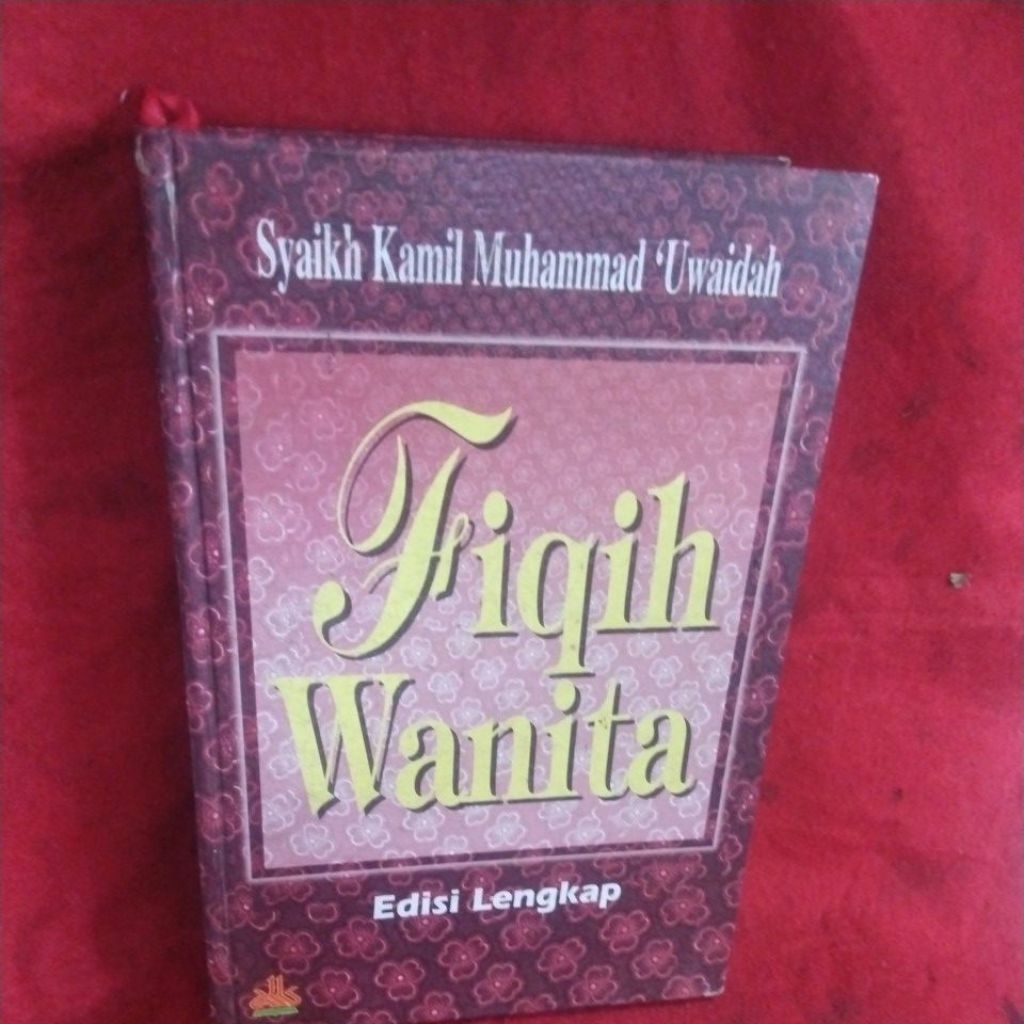 FIQIH WANITA EDISI LENGKAP