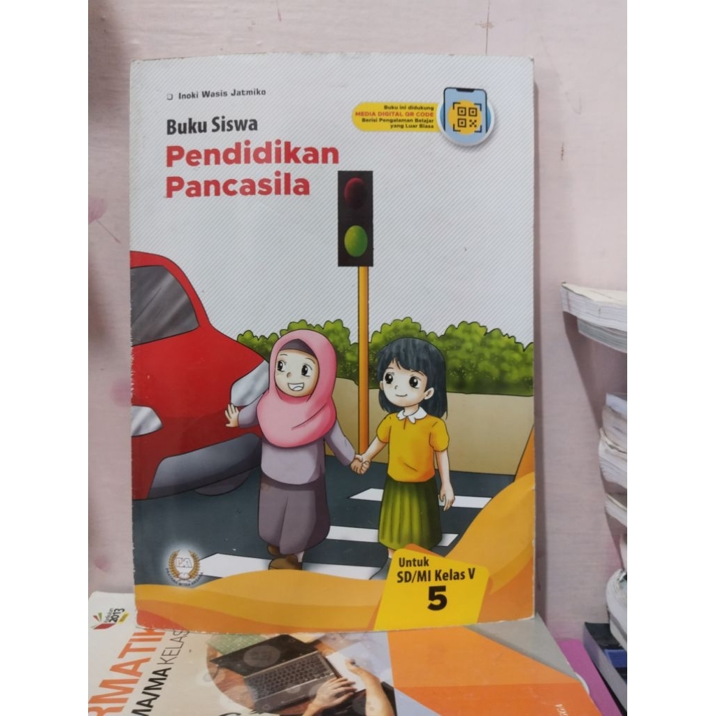 buku pendidikan pancasila/ppkn/pkn kelas 5/V sd mi kurikulum merdeka