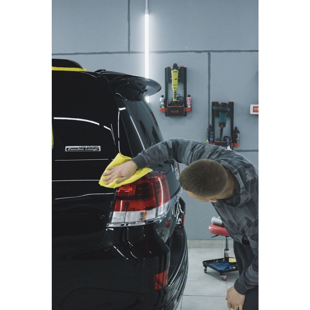 Cuci Mobil & Wax + Detailing Interior Sidoarjo Surabaya