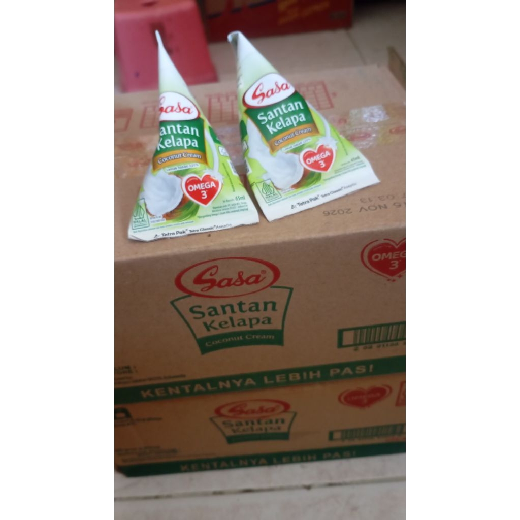 

sasa santan cair 65ml 1 dus isi 32