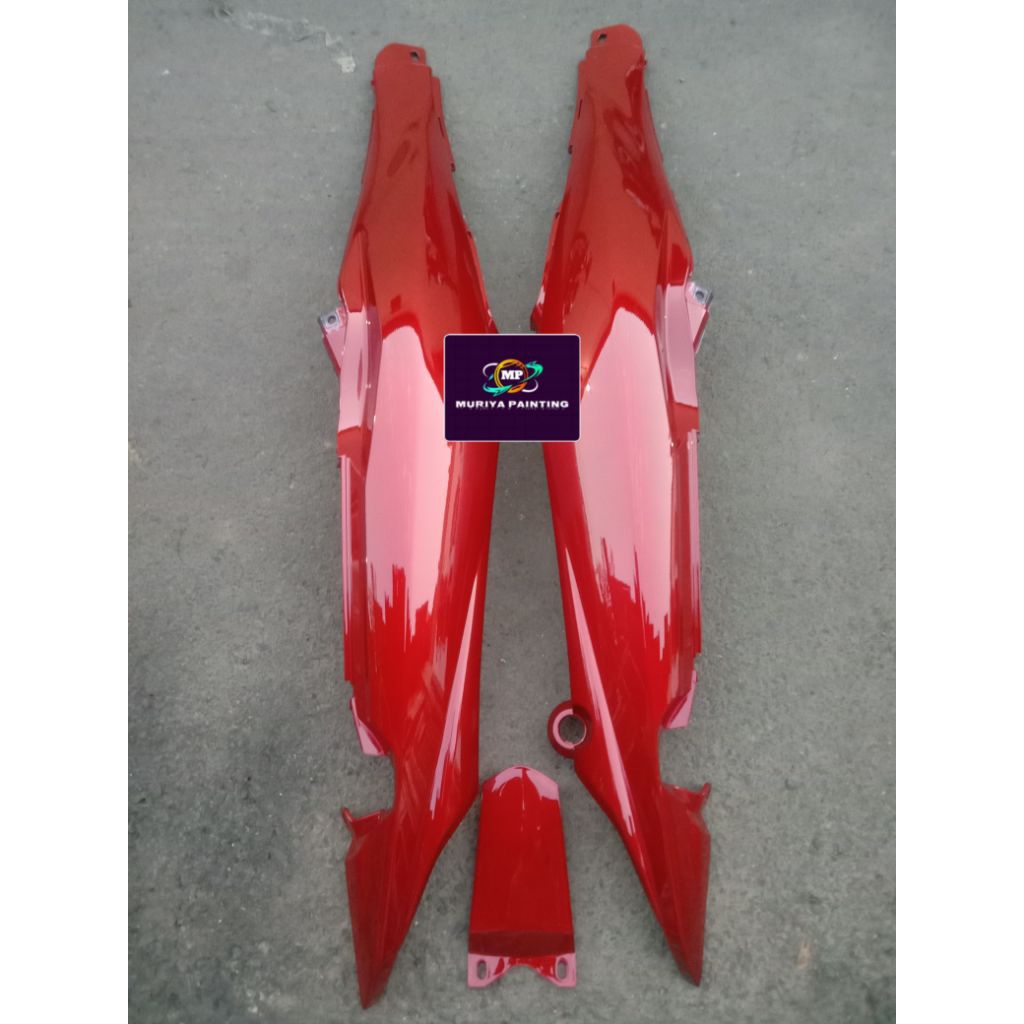 Cover body belakang Jupiter z new burhan merah maroon. Cover body samping Jupiter z new burhan