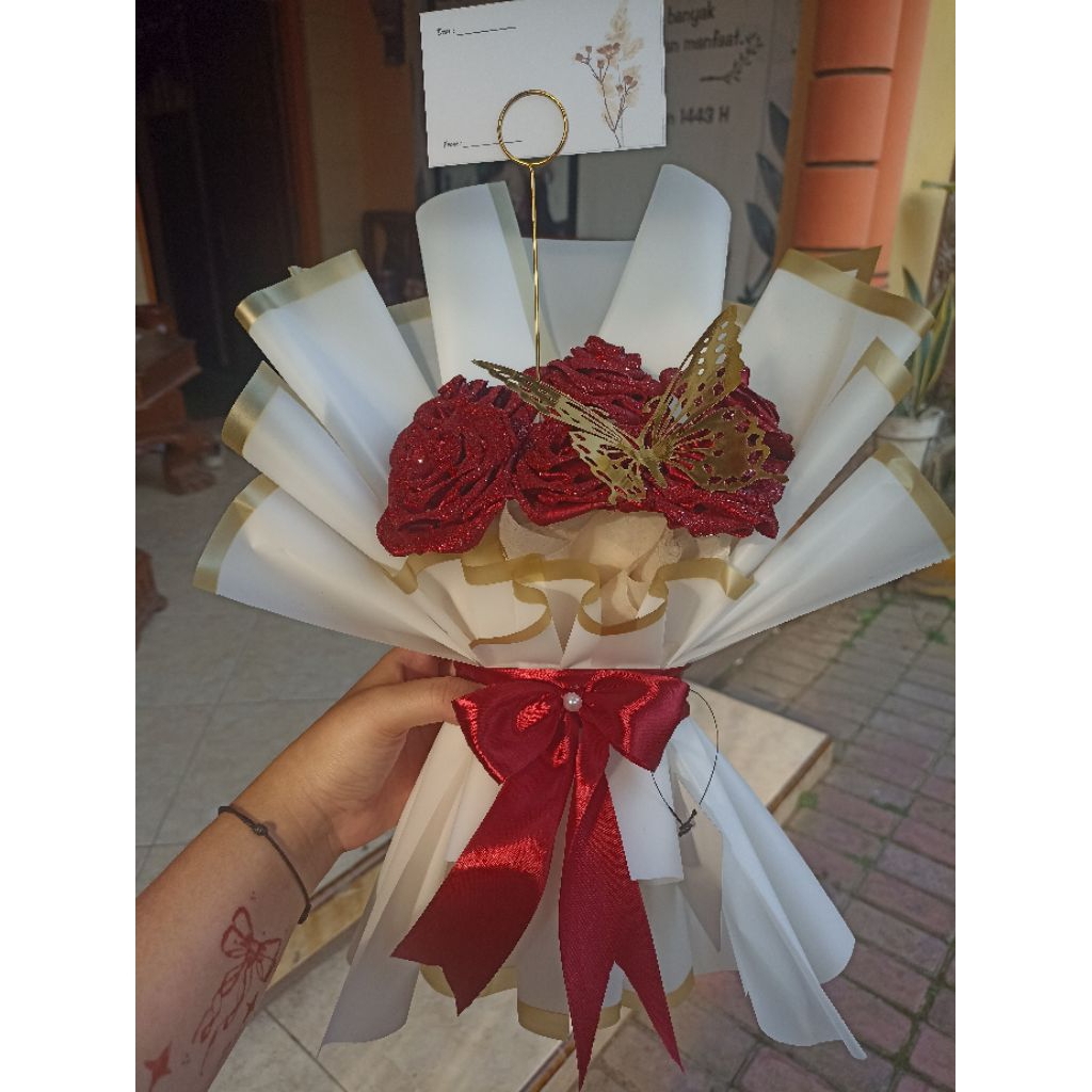 

buket pita satin glitter maroon