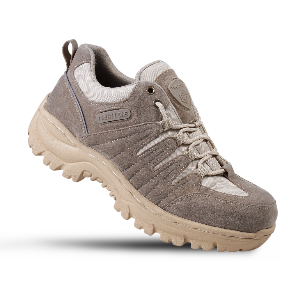 NS21 Sepatu Pria Safety Hiking Ujung Besi Luscar