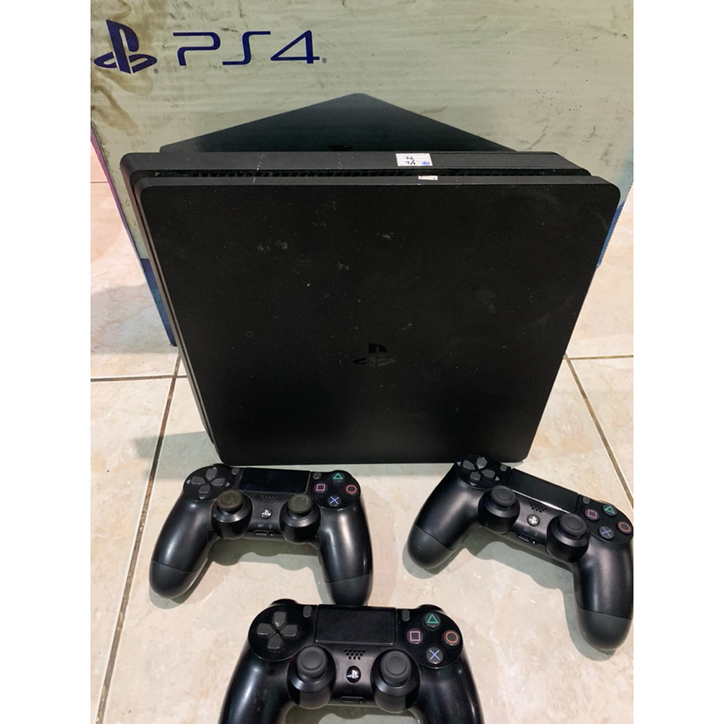 PS4 SLIM ORI 500GB BEKAS + 3 STIK