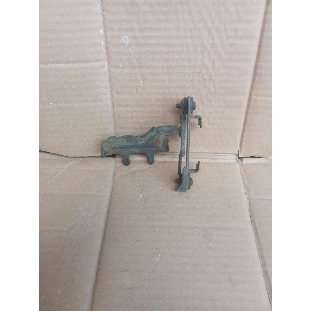 bracket dudukan coil / coil Mio sporty , mio smile , Mio soul original bekas copotan second