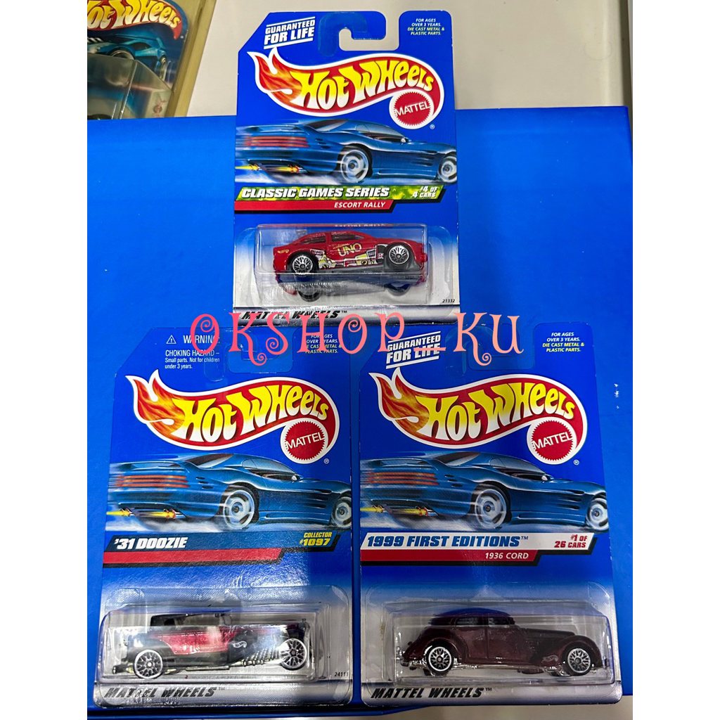 Hotwheels Blue card Doozie, Escort Rally, 1936 Cord