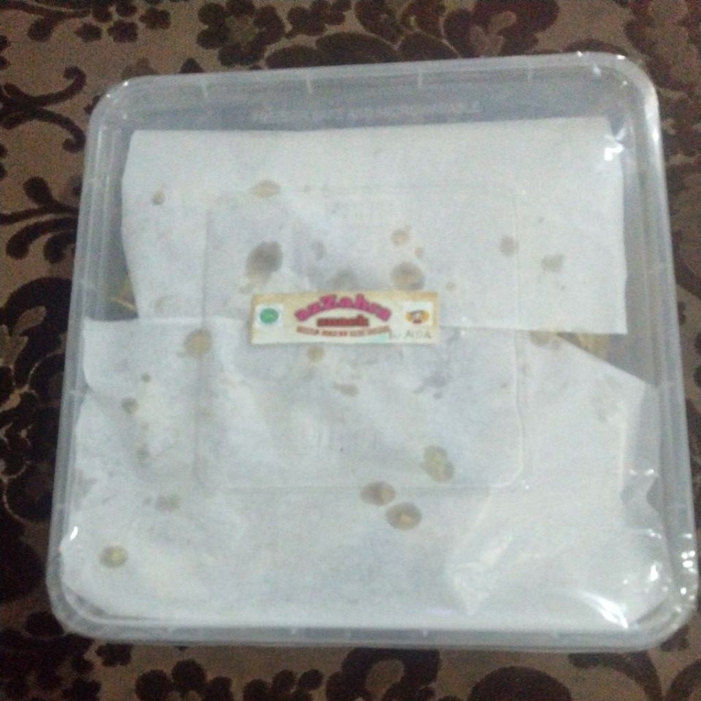 

Rempeyek kacang tanah, hijau, kedelai dan rebon