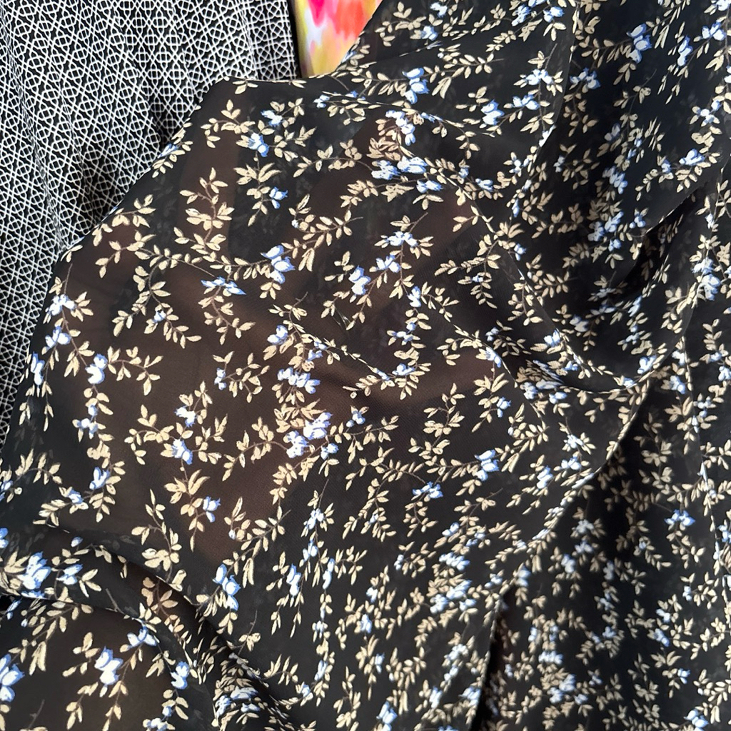 Kain Ceruty Babydoll Motif Bunga Kecil – Lembut, Flowing & Elegan – Cocok Gamis & Hijab kebaya dress