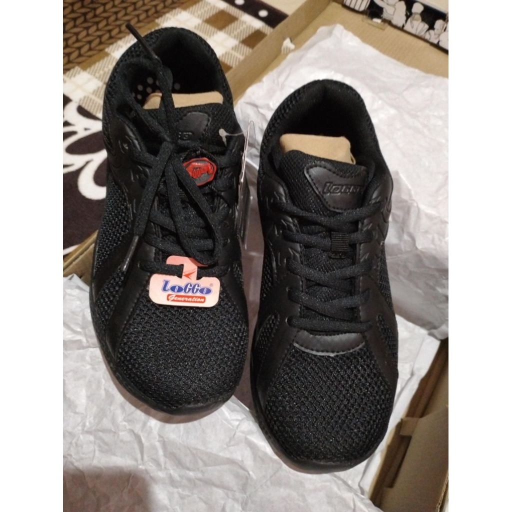 Sepatu sekolah anak | Loggo Phylon Verymuch