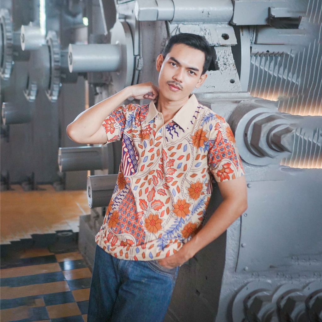 KLAMBEN Kaos Kerah Dewasa Modern Batik Parang Kecik Coklat Susu