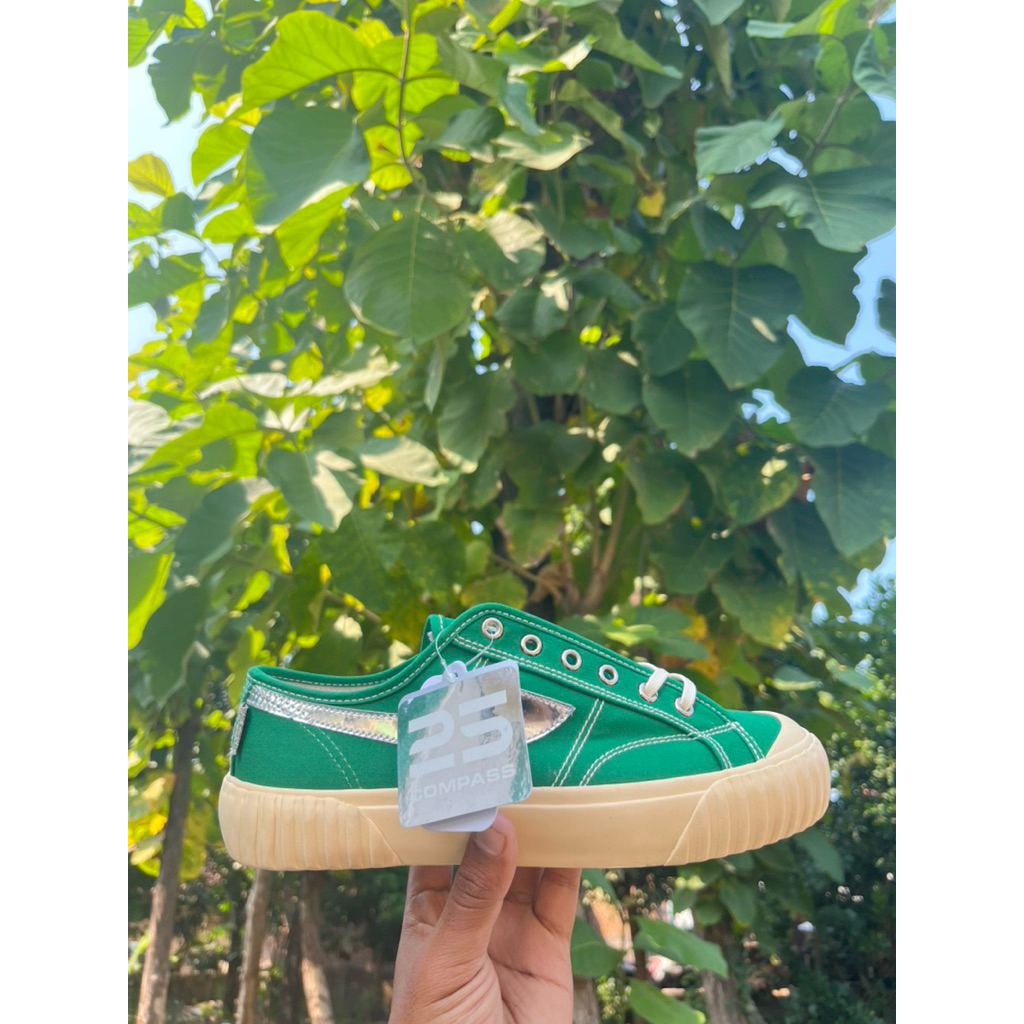 Sepatu Compass Vintage 25th Low Green Silver