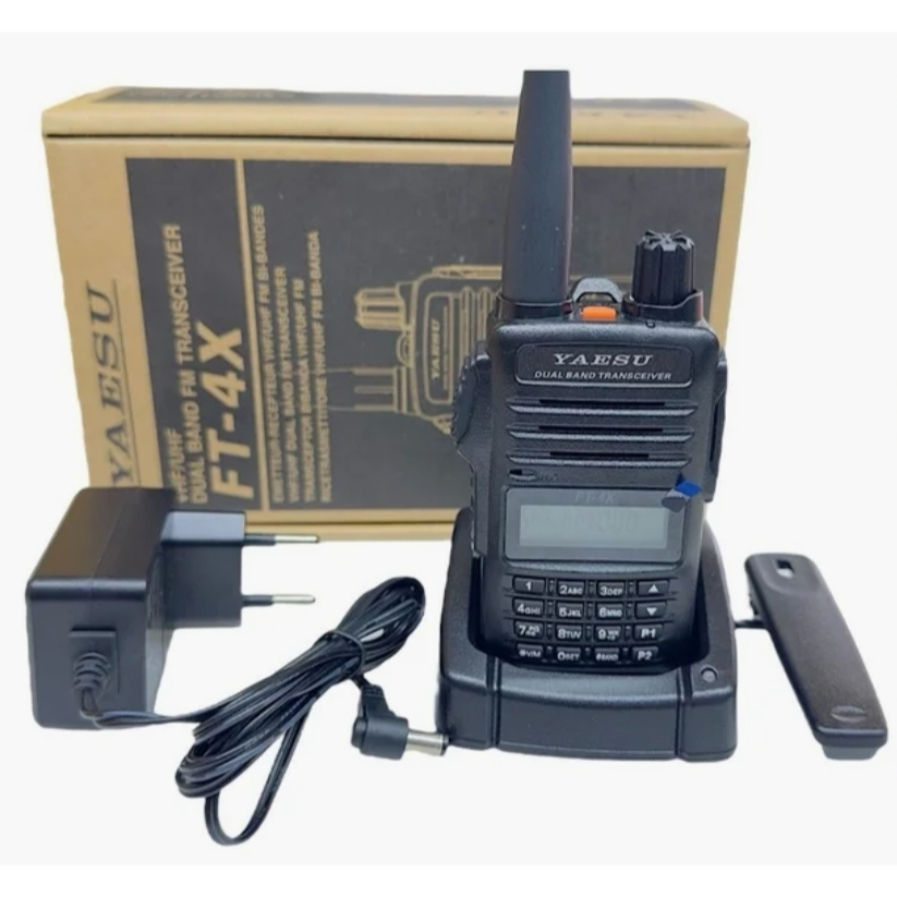 HT YAESU FT - 4X VHF - UHF DUAL BAND