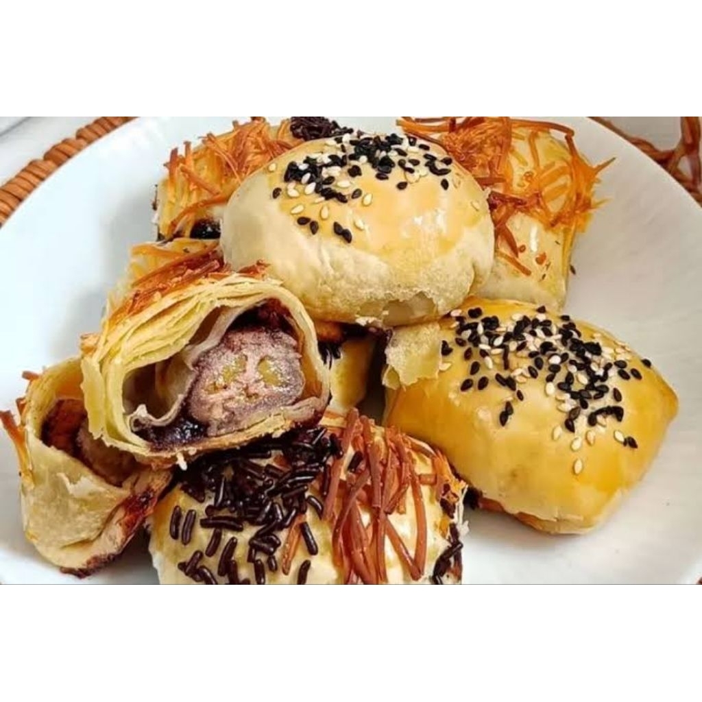 

Bolen pisang kepok / pisang tanduk / pisang cokelat coklat BOLEN BOLEN