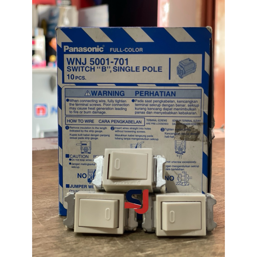 SAKLAR TUNGGAL PANASONIC / SAKLAR PANASONIC WNJ 7001