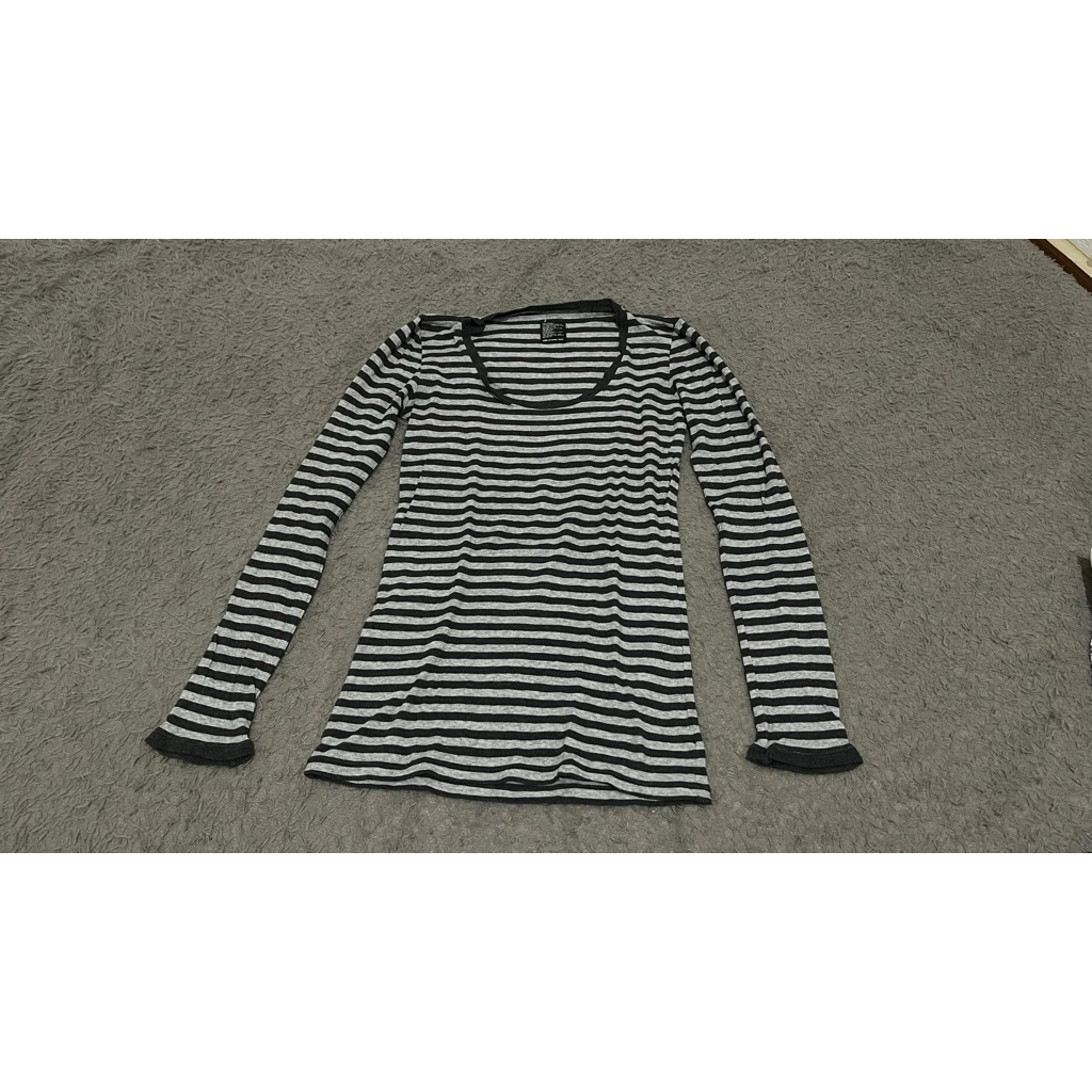 Preloved Long Sleeve