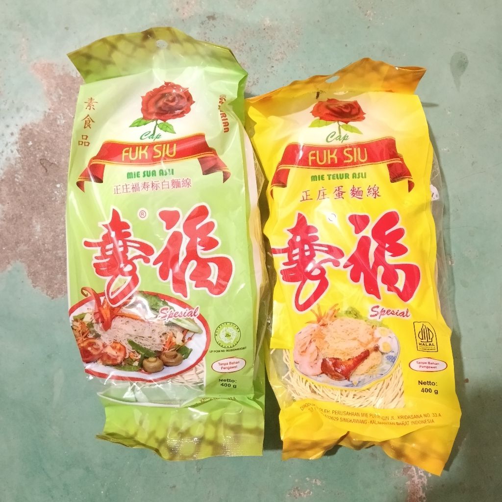 

Mie Asin Cap Fuk Siu Asli Kalimantan