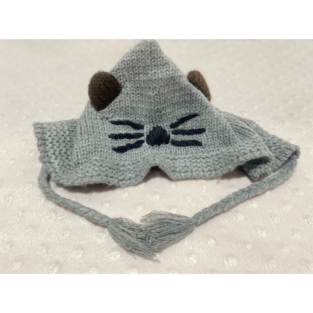 topi rajut bayi size 6-12 bulan brand minkmui masih sangat bagus kayak baru preloved Premium murah