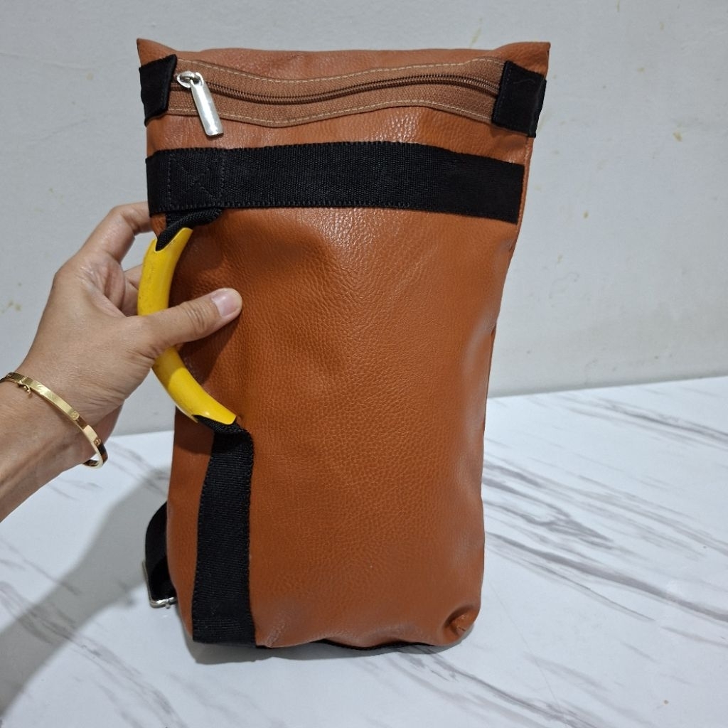 Tas Preloved Cross Body Unik