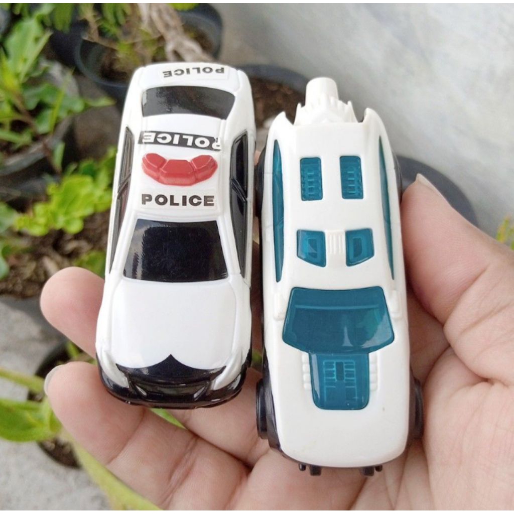 Paket 2 Mainan / Diecast Mobil Polisi Tomica & Hot Wheels Toys Bekas