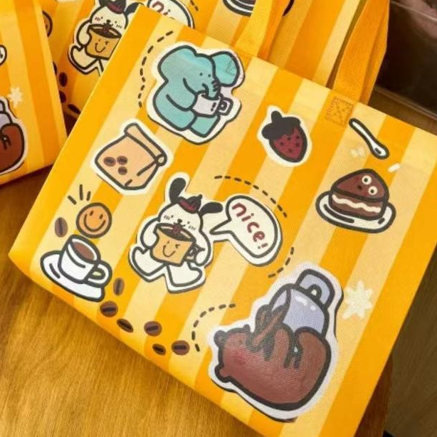 

Tas Kado Hampers Goodie Bag Paperbag Bingkisan Souvenir Ulang Tahun Tas Jinjing Variant FG-16 Wedding