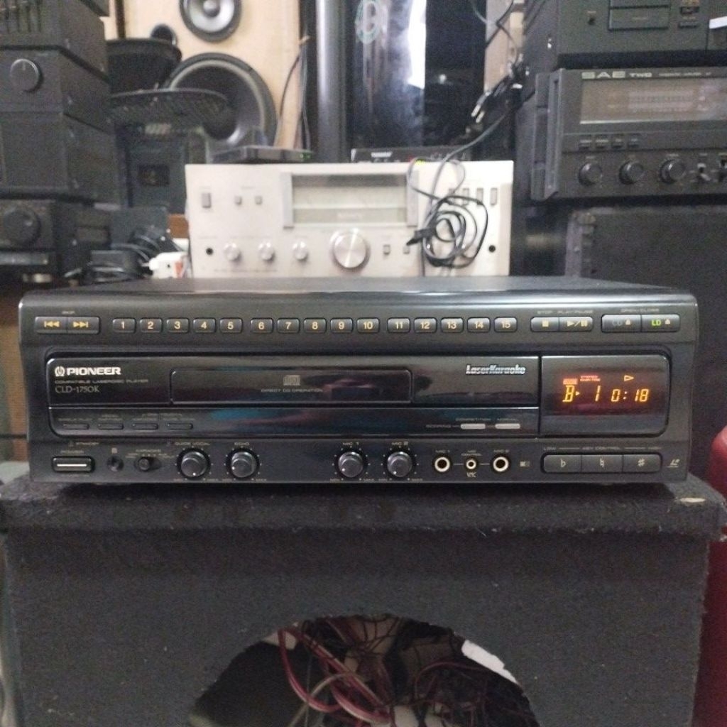 CD cdv ld player compatible laserdisc player Pioneer cld-1750k full original Made in japan