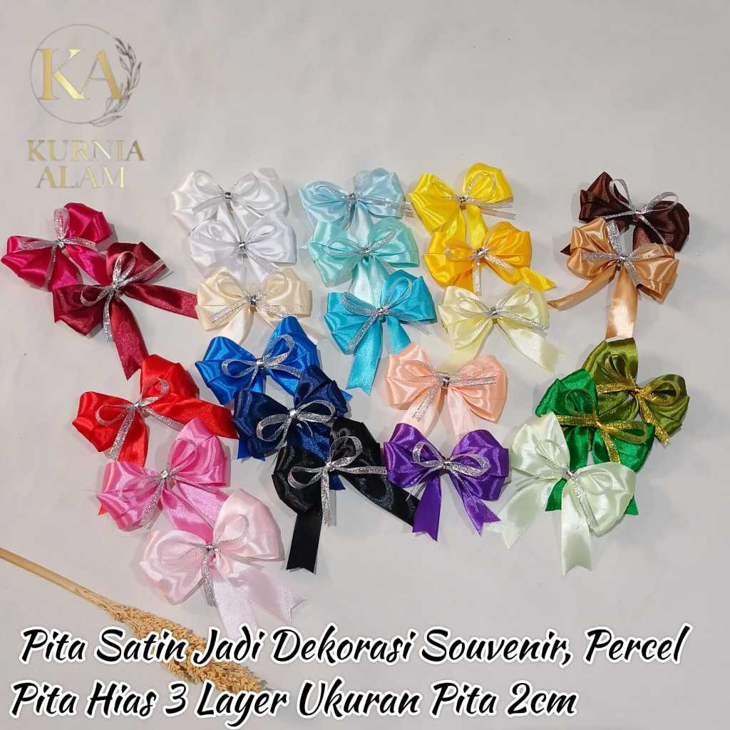 

Pita Hampers Premium Motif Tumpuk Glitter Silver,Gold / Pita Hias Siap Pakai Untuk Dekorasi Parcel Lebaran / Pita Jadi Mewah Ukuran Pita 2cm