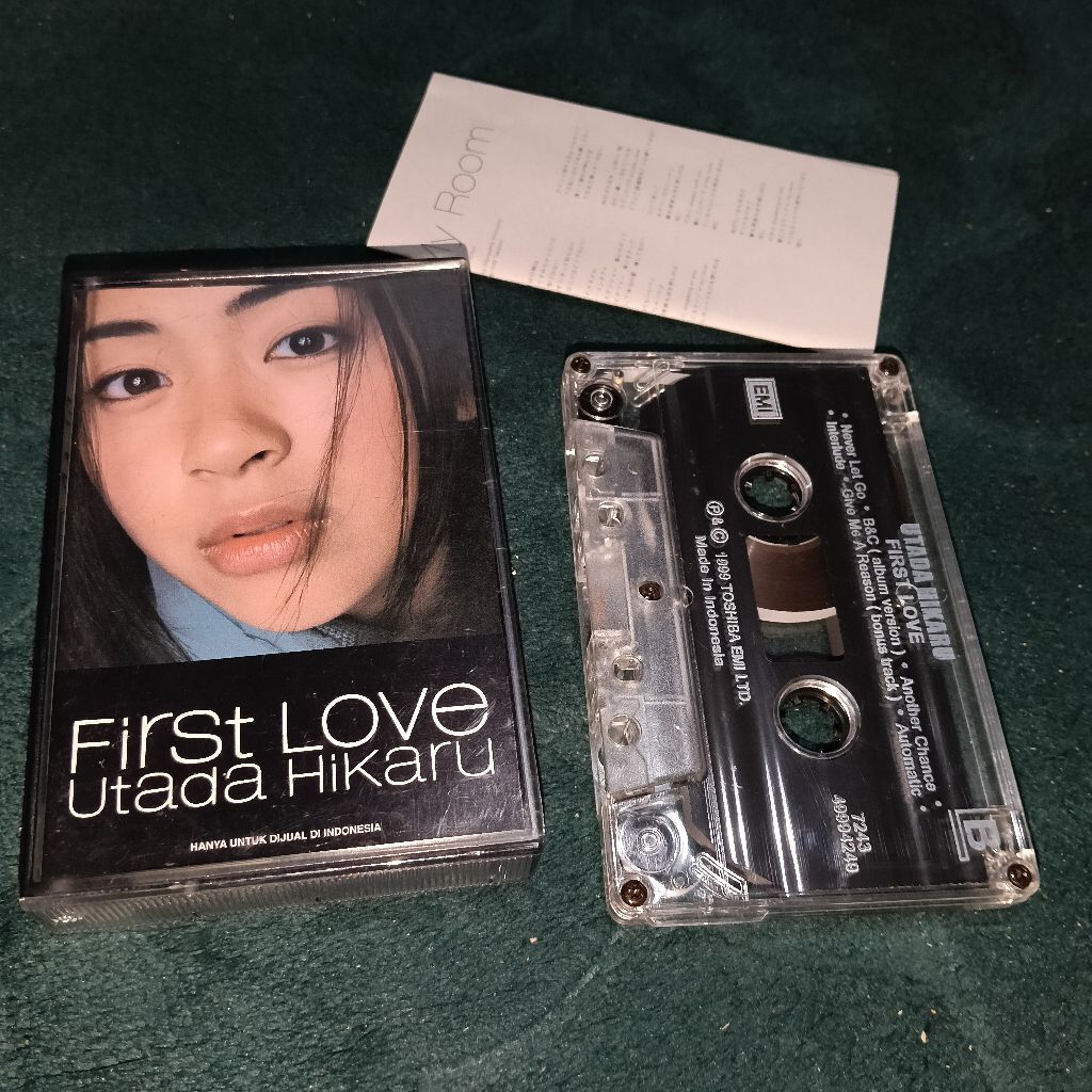 KASET PITA UTADA HIKARU - FIRST LOVE