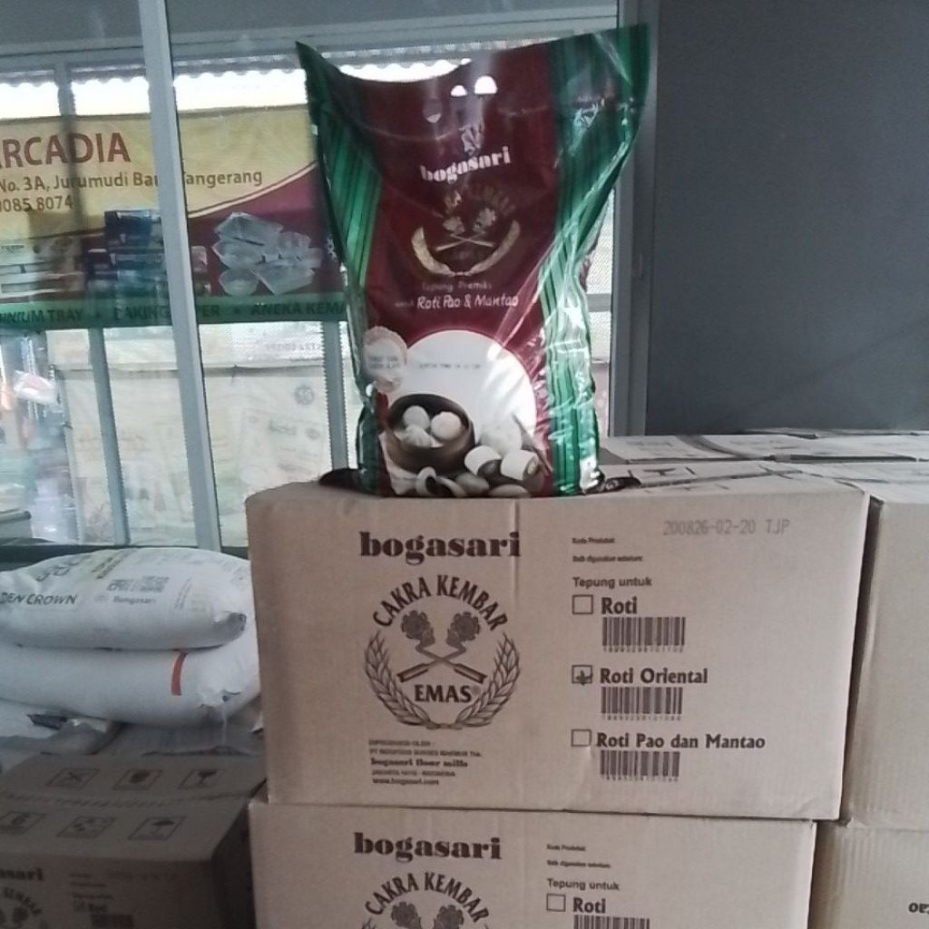 

Cakra Kembar Emas Pao dan Mantau 1Dus ( 5kg x 6 bungkus ) Instan