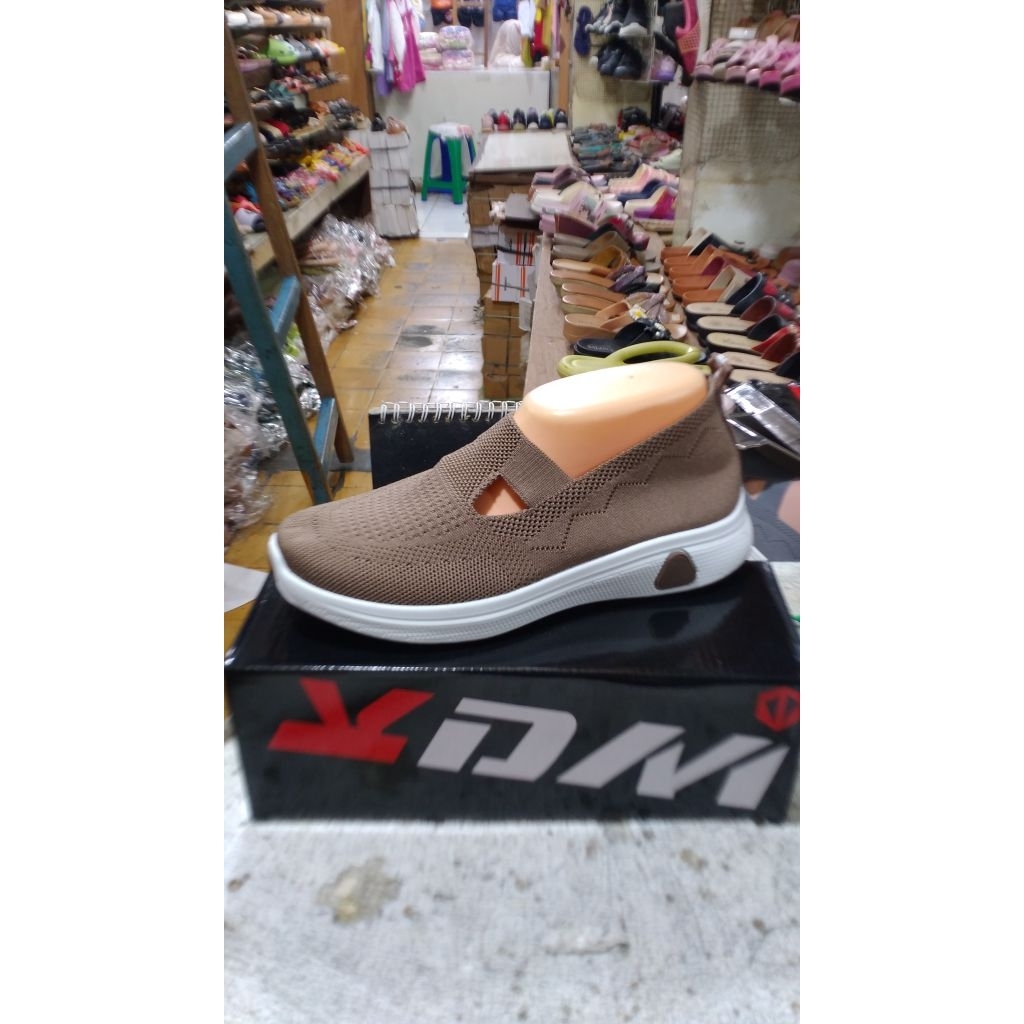 SEPATU PEREMPUAN KDM TF original import