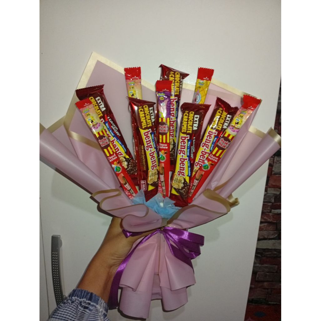 

BUKET WISUDA/PERPISAHAN BENG BENG MIX COKI COKI