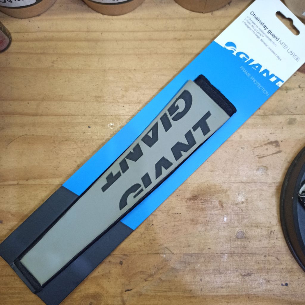 Pelindung Frame Sepeda dari Rantai Giant Chainstay Guard MTB Large